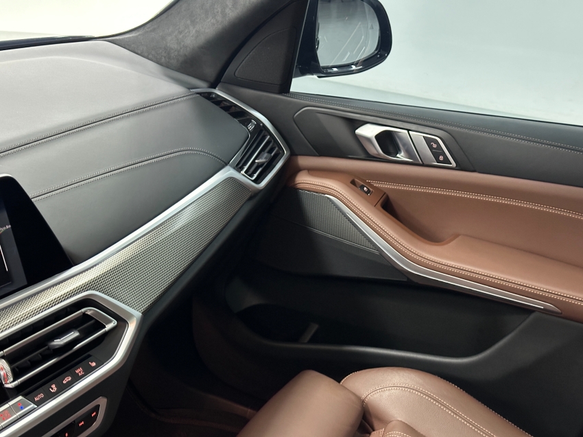 bmw x5 3.0 i6 turbo hibrido xdrive45e m sport automatico 4p 202314