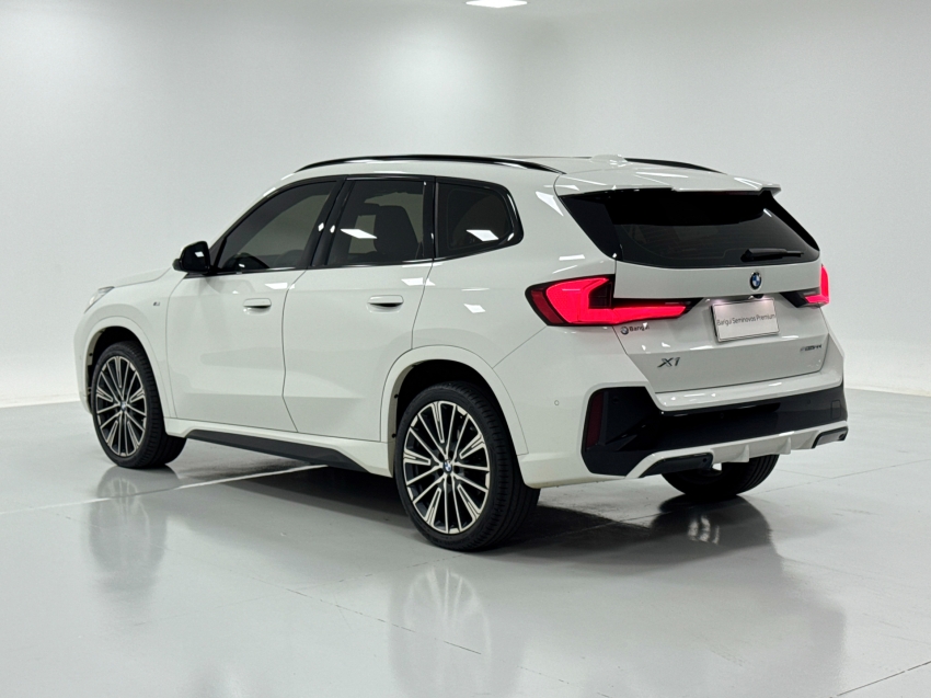 bmw x1 2.0 16v turbo gasolina sdrive20i m sport steptronic 4p automatico 20233