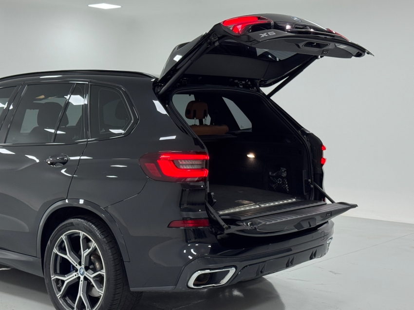 bmw x5 3.0 i6 turbo hibrido xdrive45e m sport automatico 2.0 gasolina 4p 20239
