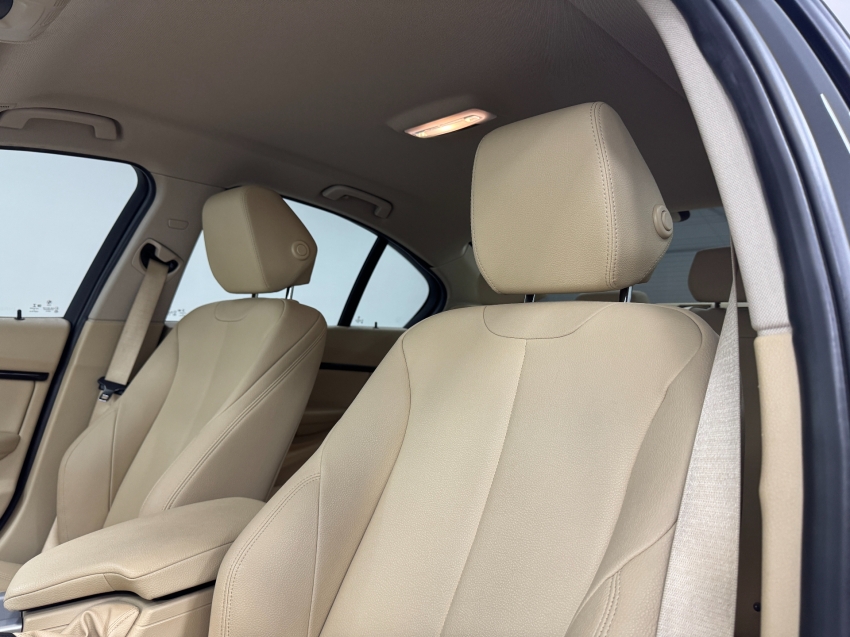 bmw 320i 2.0 sport 16v turbo active flex 4p automatico 201820