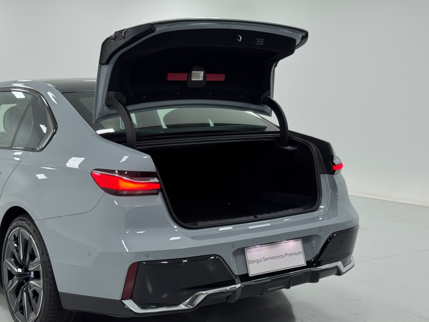 bmw i7 eletrico xdrive60 m sport 3.0 4p automatico 202411