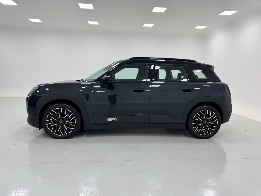 mini aceman 54,2 kw eletrico se 2.0 4p automatico 20252