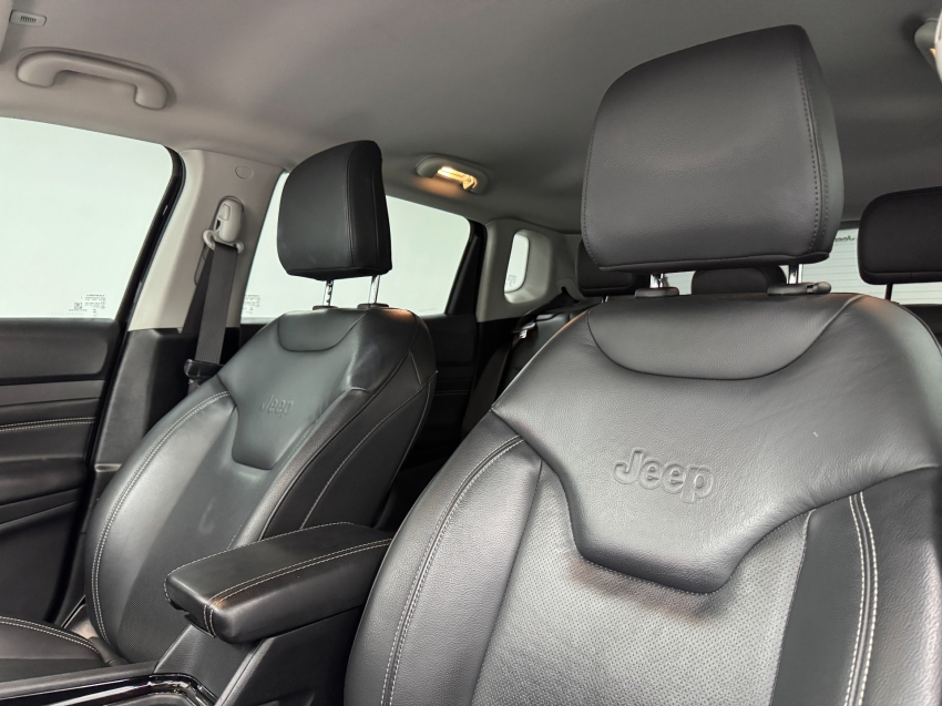 jeep compass 1.3 t270 turbo flex longitude at6 4p automatico 202319