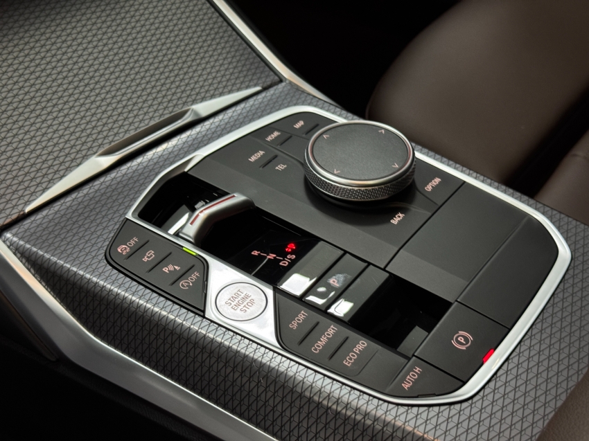 bmw 320i 2.0 16v turbo flex m sport automatico 4p 202614