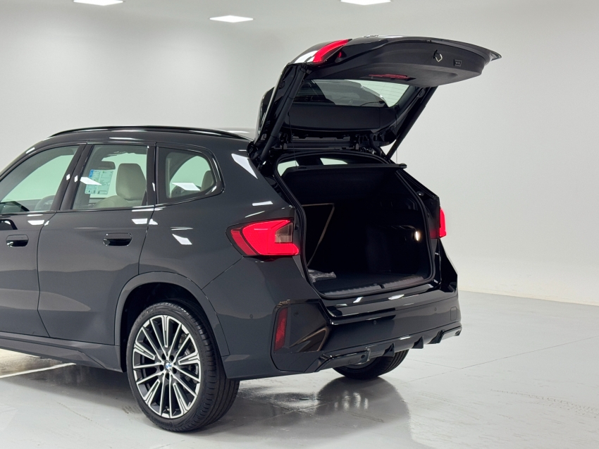 bmw x1 2.0 16v turbo gasolina sdrive20i m sport steptronic 4p automatico 20268