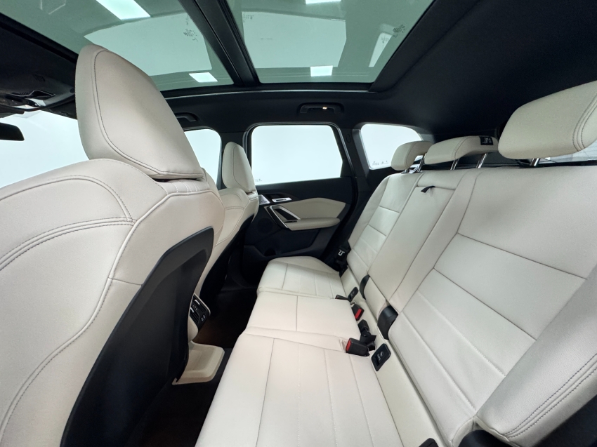 bmw x1 2.0 16v turbo gasolina sdrive20i m sport steptronic 4p automatico 202619