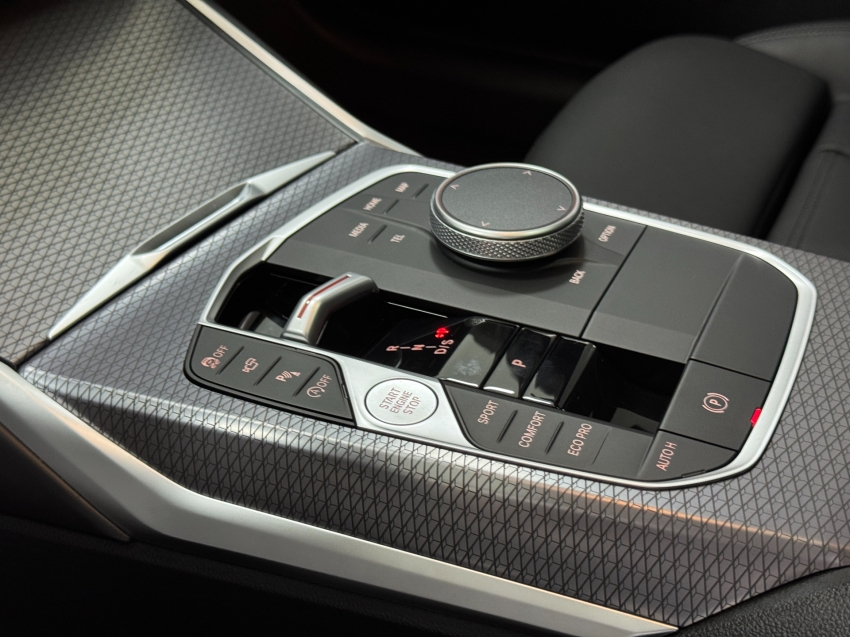 bmw 320i 2.0 16v turbo flex m sport automatico 4p 202614