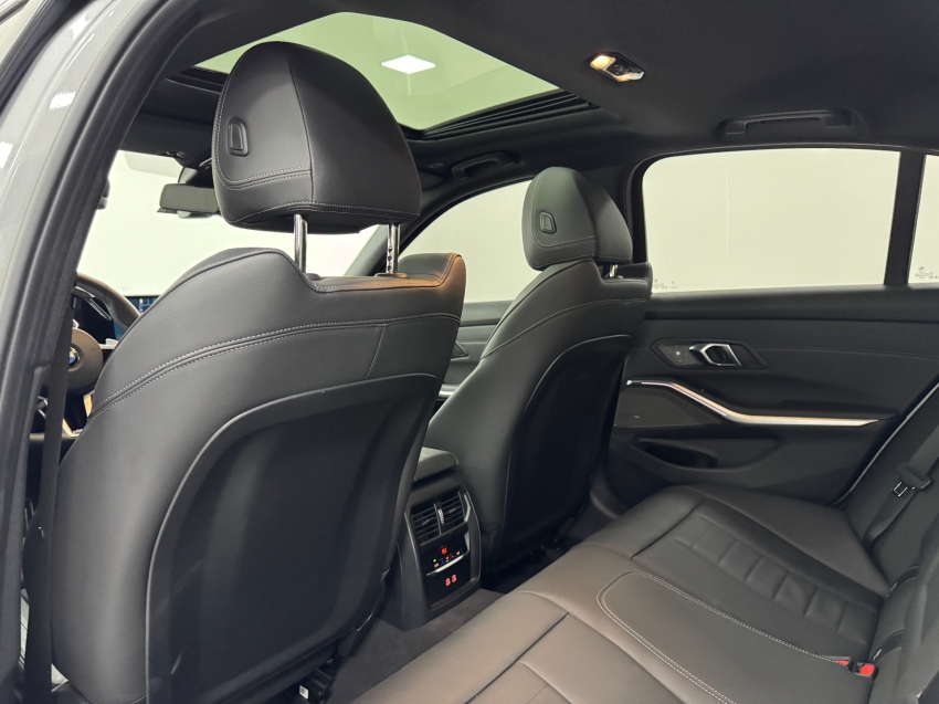 bmw 320i 2.0 16v turbo flex m sport automatico 4p 202619