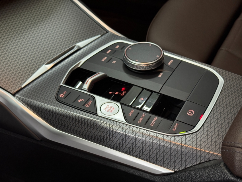 bmw 320i 2.0 16v turbo flex m sport automatico 4p 202313