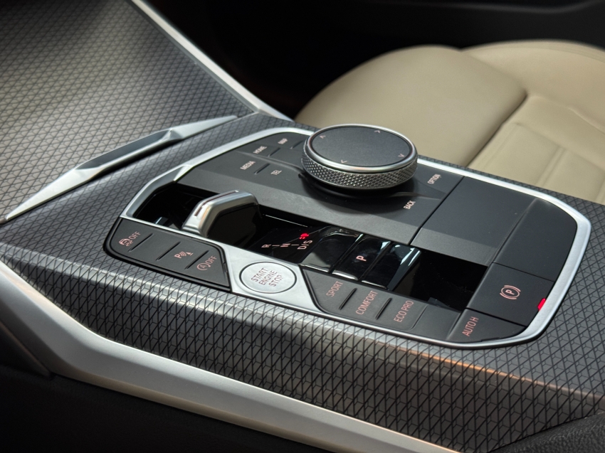 bmw 320i 2.0 16v turbo flex m sport automatico 4p 202313