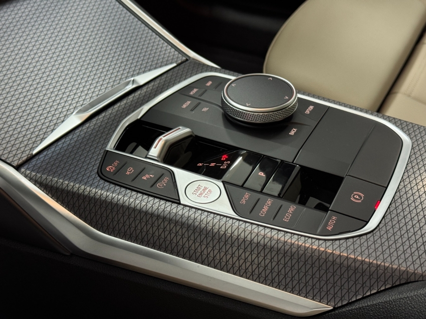 bmw 320i 2.0 16v turbo flex m sport automatico 4p 202614