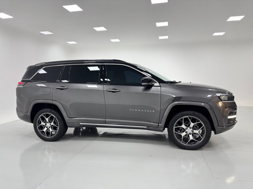 jeep commander 2.2 turbo diesel overland at9 2.0 4p automatico 20256