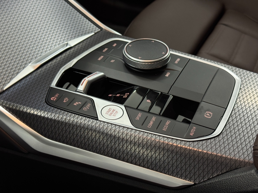 bmw 320i 2.0 16v turbo flex m sport automatico 4p 202617