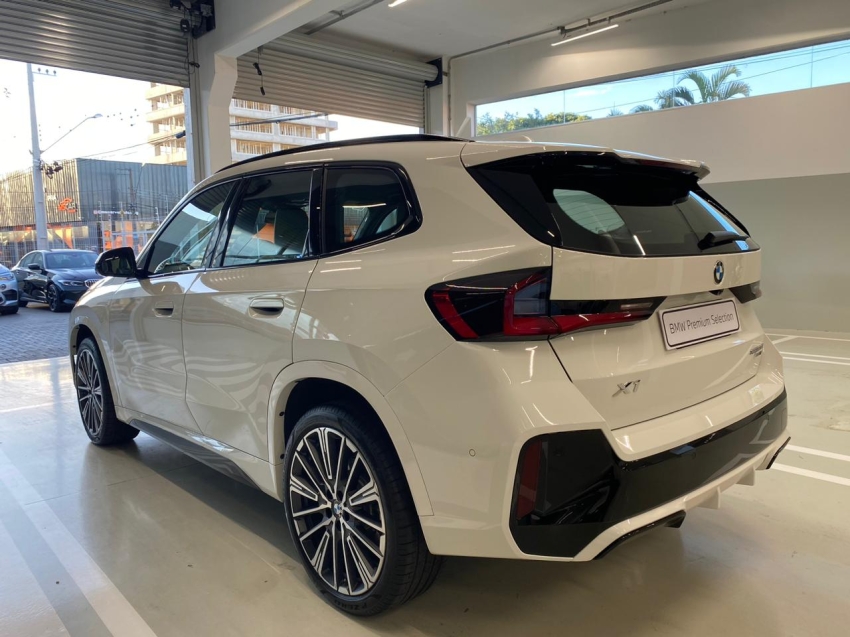 bmw x1 2.0 16v turbo gasolina sdrive20i m sport steptronic 4p automatico 20252