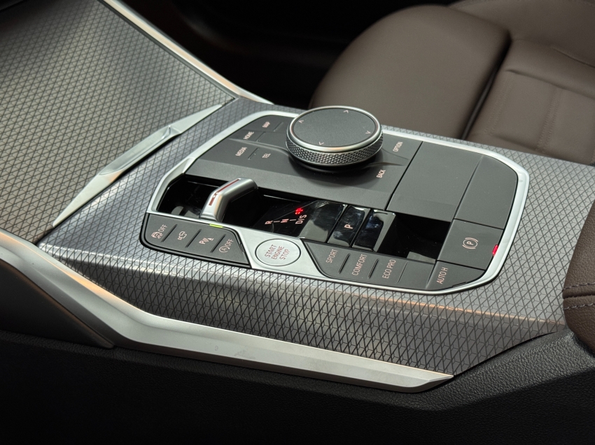 bmw 320i 2.0 16v turbo flex m sport automatico 4p 202516