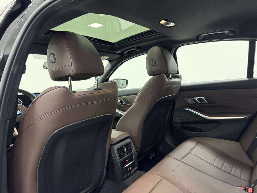 bmw 320i 2.0 16v turbo flex m sport automatico 4p 202522