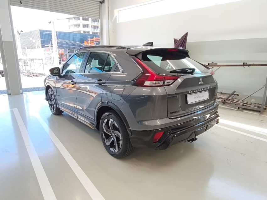 mitsubishi eclipse cross 1.5 mivec turbo gasolina hpe-s s-awc black cvt 2.0 4p automatico 20266