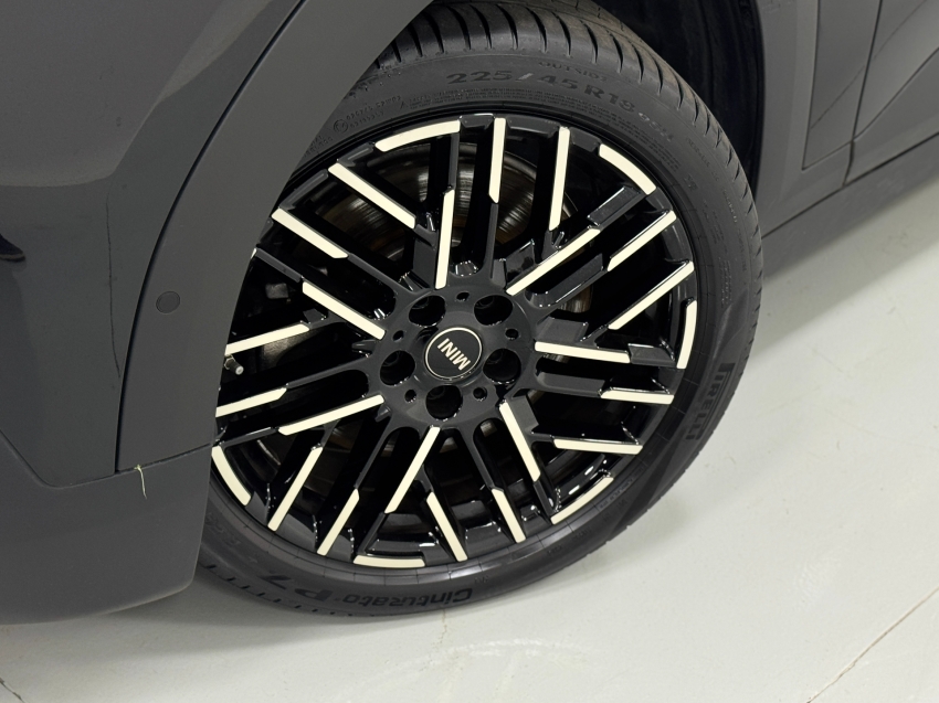 mini aceman 54,2 kw eletrico se 2.0 4p automatico 202510