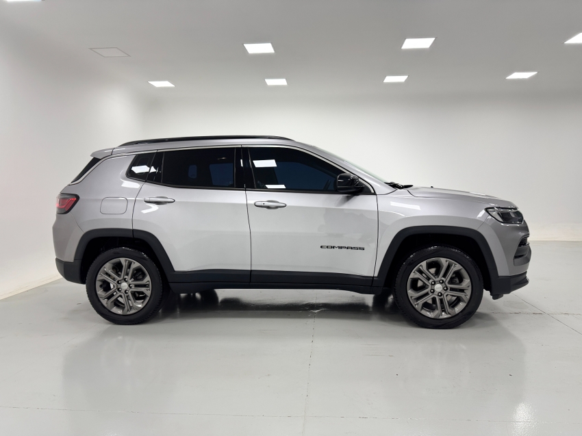 jeep compass 1.3 t270 turbo flex longitude at6 4p automatico 20246