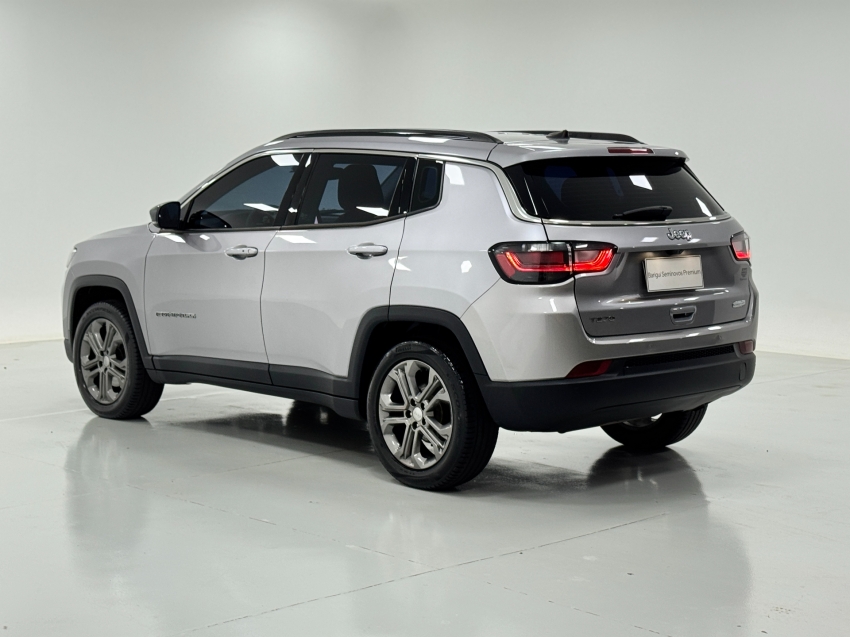 jeep compass 1.3 t270 turbo flex longitude at6 4p automatico 20243
