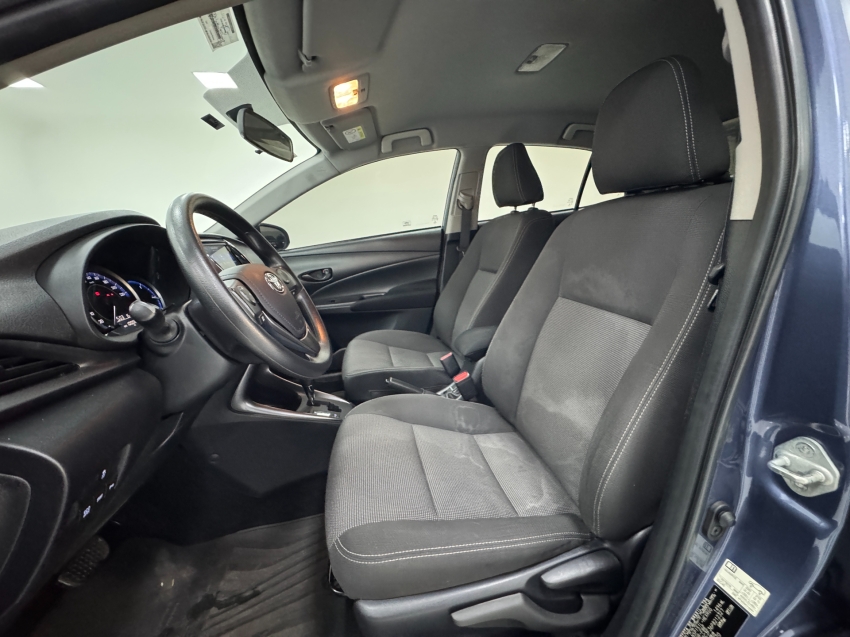 toyota yaris 1.5 16v flex sedan xl live multidrive 1.3 4p automatico 202316