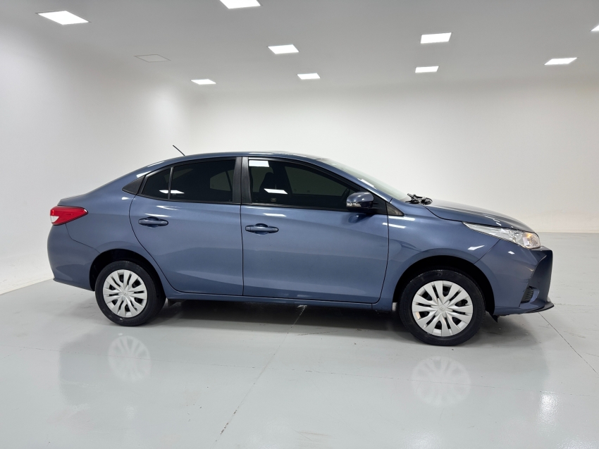 toyota yaris 1.5 16v flex sedan xl live multidrive 1.3 4p automatico 20236
