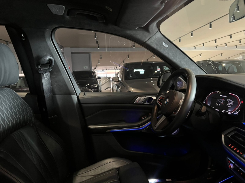 bmw x7 4.4 v8 gasolina m50i steptronic 3.0 4p automatico 202111