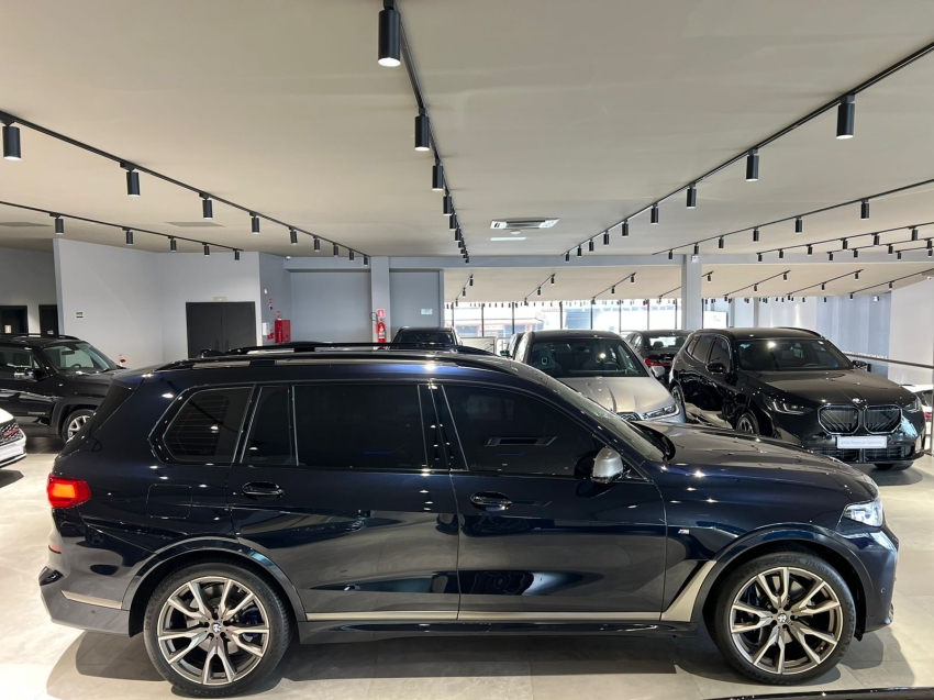 bmw x7 4.4 v8 gasolina m50i steptronic 3.0 4p automatico 202110