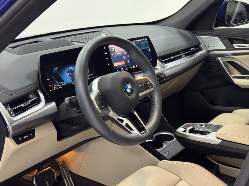 bmw x1 2.0 16v turbo gasolina sdrive20i m sport steptronic 4p automatico 202514