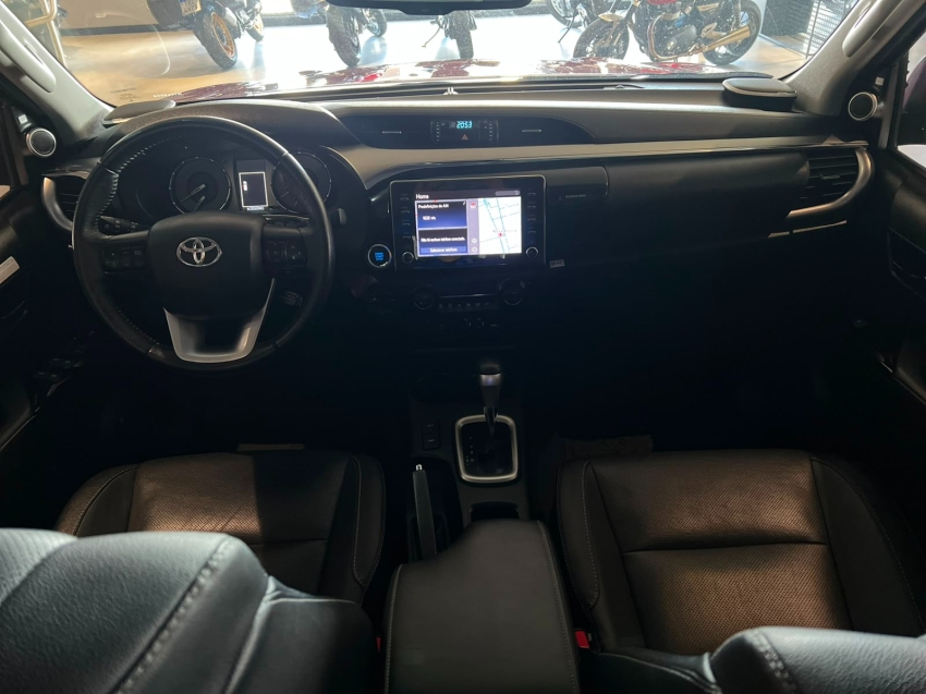 toyota hilux 2.8 d-4d turbo diesel cd srx 4x4 automatico 4p 202211