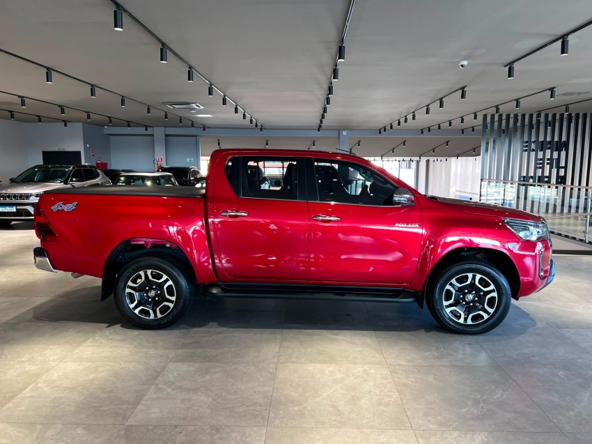 toyota hilux 2.8 d-4d turbo diesel cd srx 4x4 automatico 4p 20226