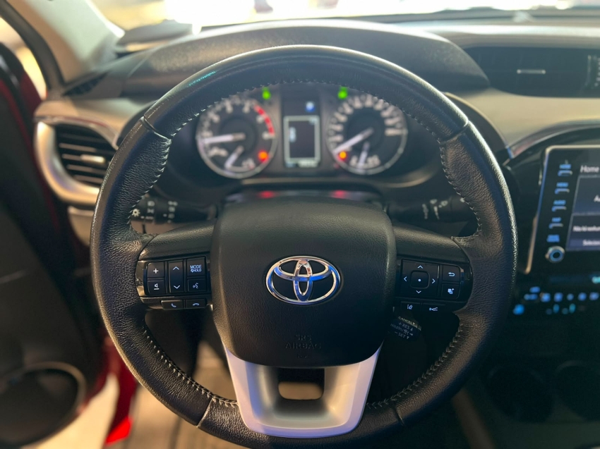 toyota hilux 2.8 d-4d turbo diesel cd srx 4x4 automatico 4p 202218