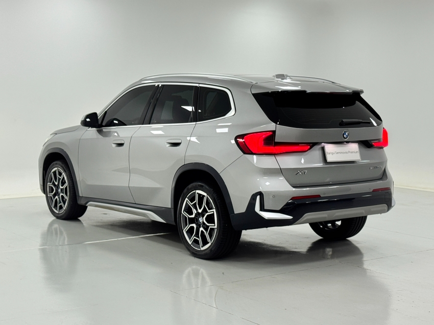 bmw x1 2.0 16v turbo gasolina sdrive20i x-line steptronic 4p automatico 20243