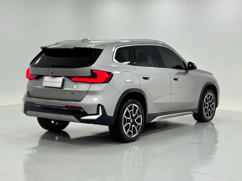 bmw x1 2.0 16v turbo gasolina sdrive20i x-line steptronic 4p automatico 20245