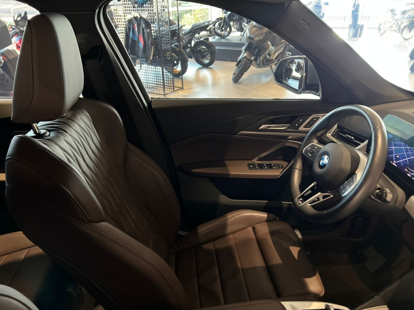 bmw x1 2.0 16v turbo gasolina sdrive20i m sport steptronic 4p automatico 202512