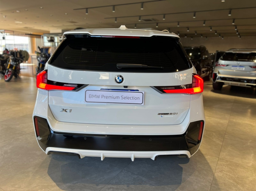 bmw x1 2.0 16v turbo gasolina sdrive20i m sport steptronic 4p automatico 20264
