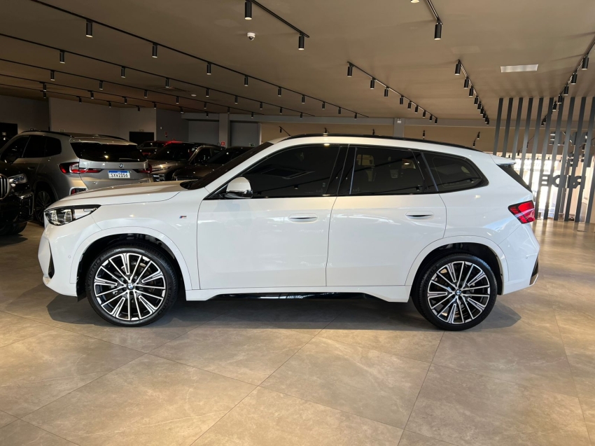 bmw x1 2.0 16v turbo gasolina sdrive20i m sport steptronic 4p automatico 20262