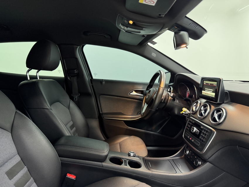 mercedes-benz gla 200 1.6 cgi style 16v turbo flex 4p automatico 201513