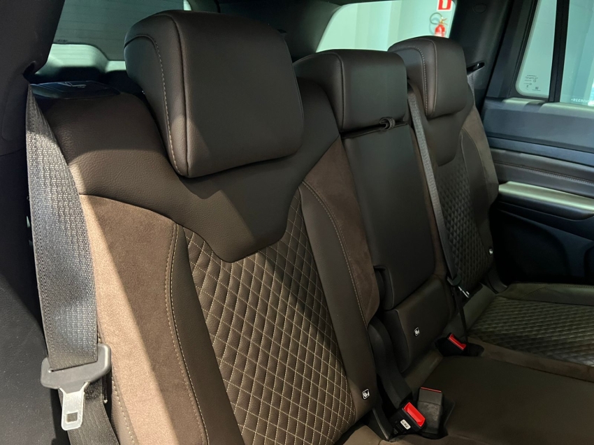 jeep commander 1.3 t270 turbo flex overland at6 4p automatico 202310