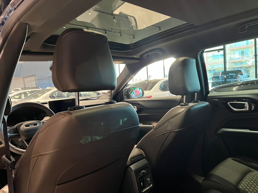 jeep commander 1.3 t270 turbo flex overland at6 4p automatico 202315
