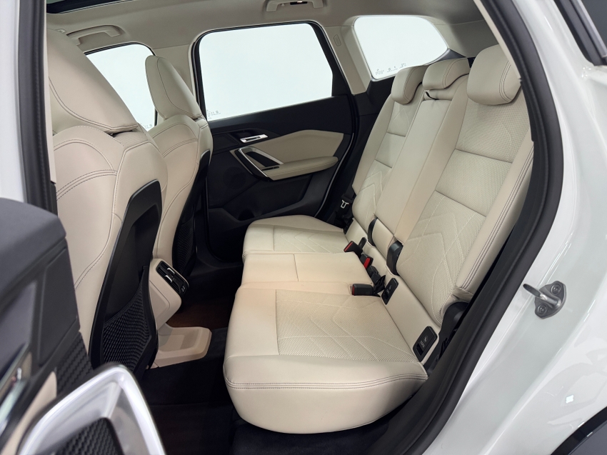 bmw x1 2.0 16v turbo gasolina sdrive20i x-line steptronic 4p automatico 202526