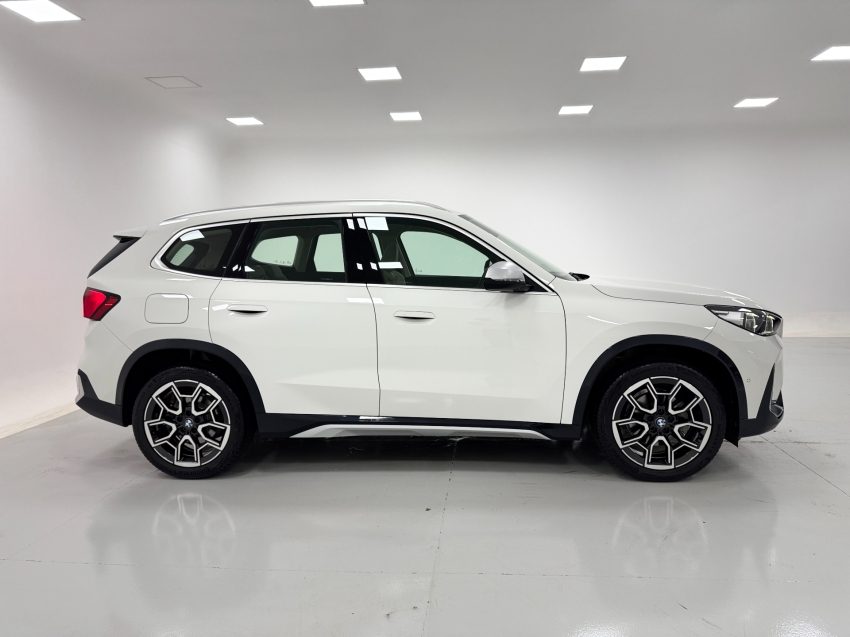 bmw x1 2.0 16v turbo gasolina sdrive20i x-line steptronic 4p automatico 20256