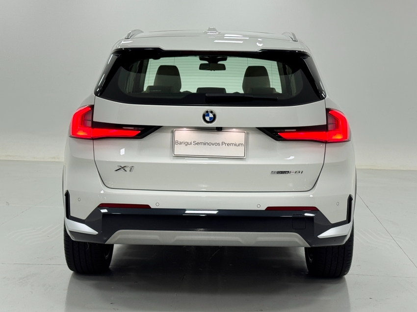 bmw x1 2.0 16v turbo gasolina sdrive20i x-line steptronic 4p automatico 20254