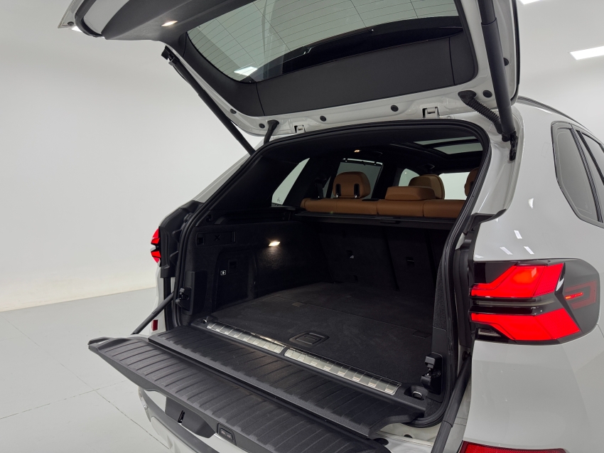 bmw x5 3.0 i6 turbo hibrido xdrive50e m sport automatico 4p 202410