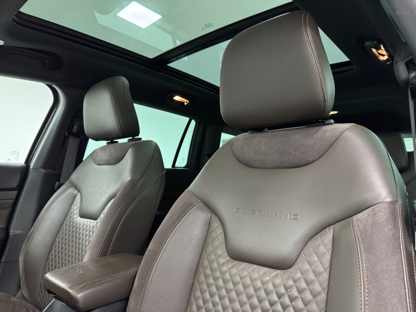 jeep commander 2.0 td380 turbo diesel overland at9 4p automatico 202220