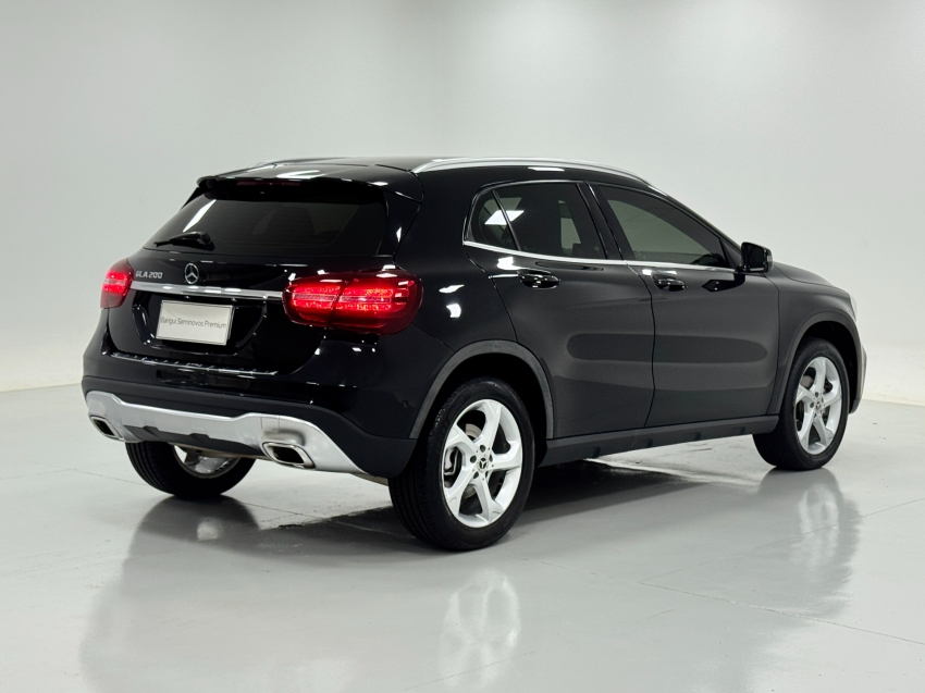 mercedes-benz gla 200 1.6 cgi flex advance 7g-dct 4p automatico 20185