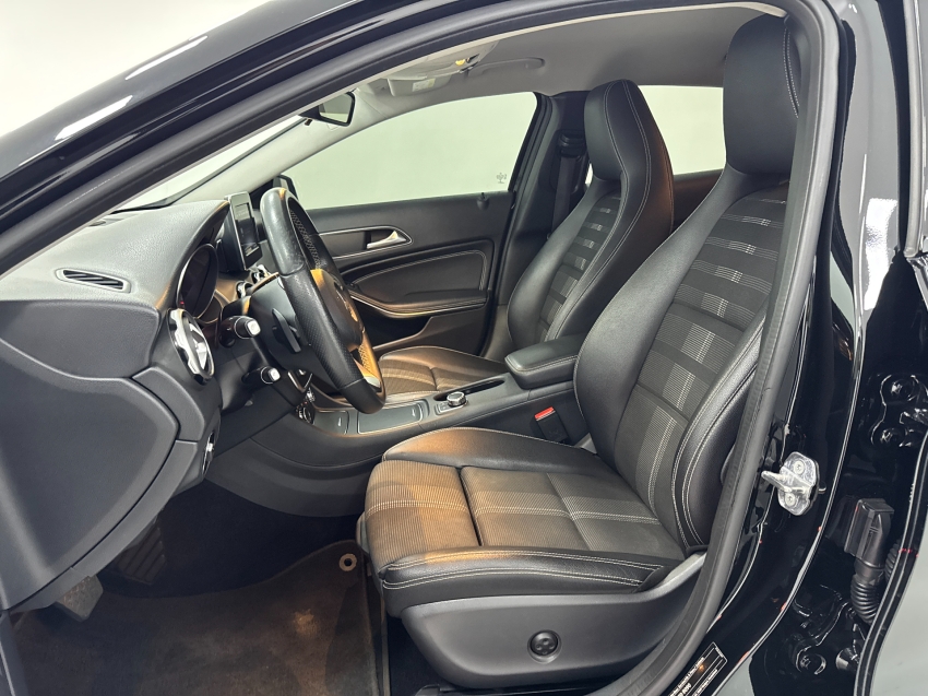 mercedes-benz gla 200 1.6 cgi flex advance 7g-dct 4p automatico 201818