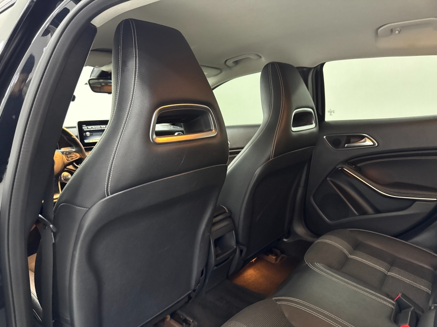 mercedes-benz gla 200 1.6 cgi flex advance 7g-dct 4p automatico 201821
