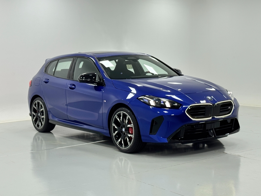 bmw m 135i 2.0 16v turbo gasolina xdrive steptronic 4p automatico 20267