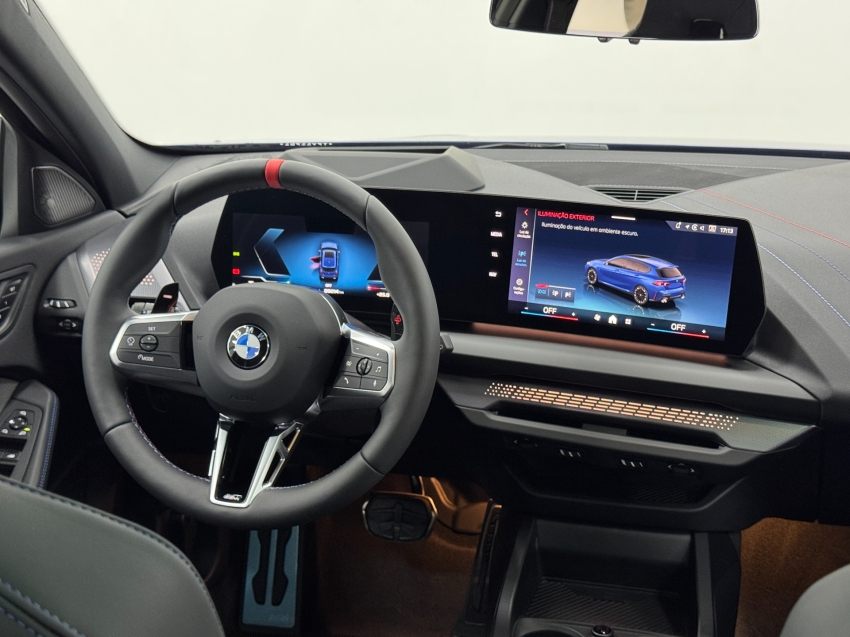 bmw m 135i 2.0 16v turbo gasolina xdrive steptronic 4p automatico 202611